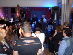 Cafe Revue